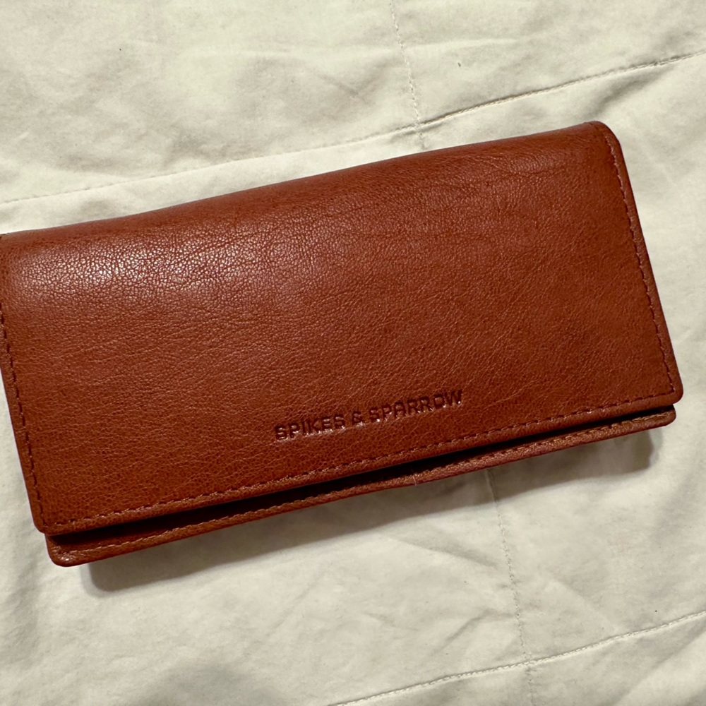 Spikes and sparrow wallet